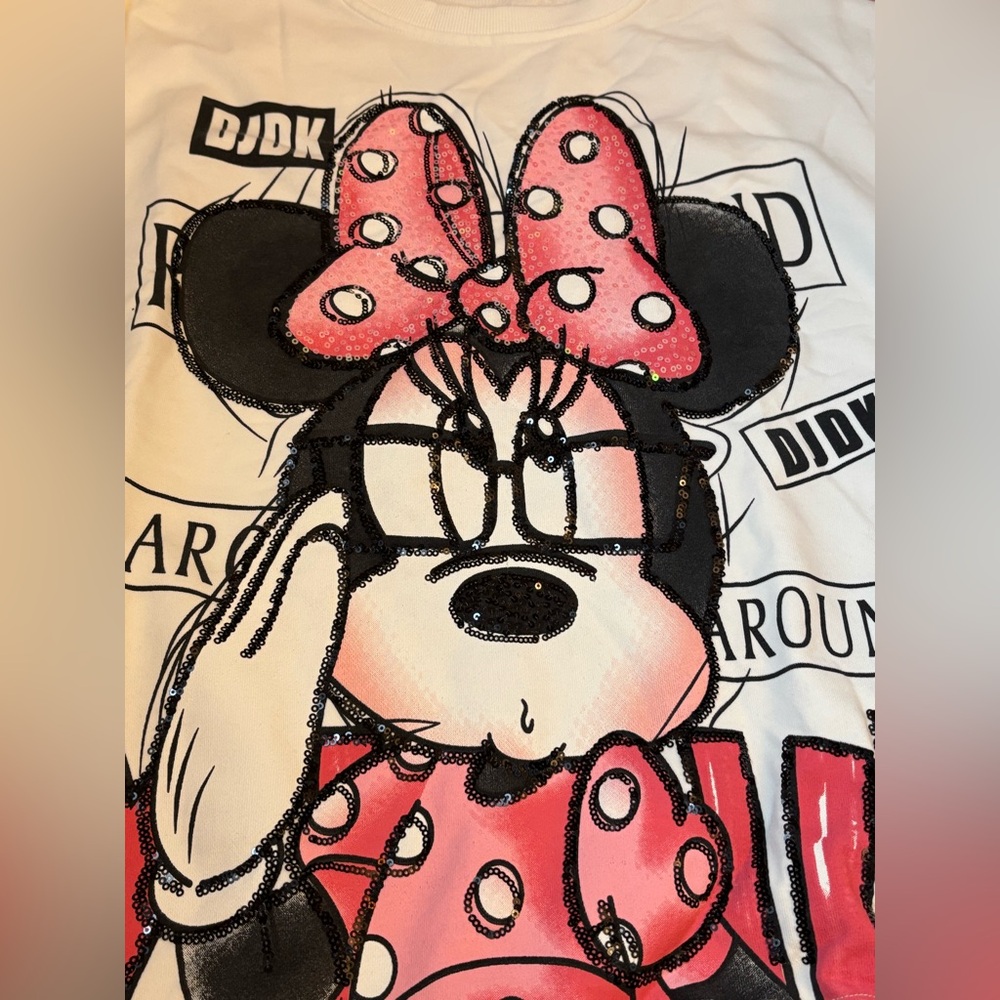 Disney Minnie Mouse Sweatshirt baggy style- creamy white and Pink with sequin - Picture 6 of 7